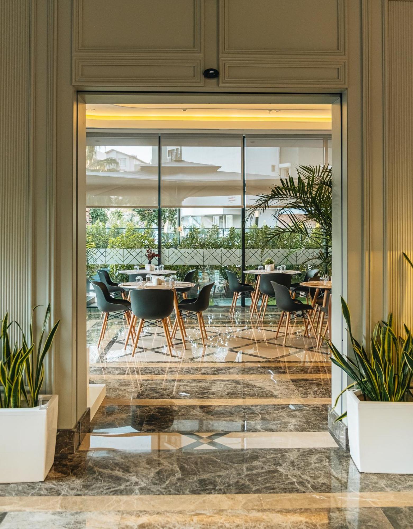 Four Points Flex By Sheraton Antalya Lara Bagian luar foto